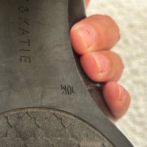 Preppy Classic Tweed Pumps/Loafers Black Faux Leather Exterior, Block Heel - Picture 7 of 8